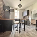 Spacieux T4 avec grande cuisine Pradelle RDV